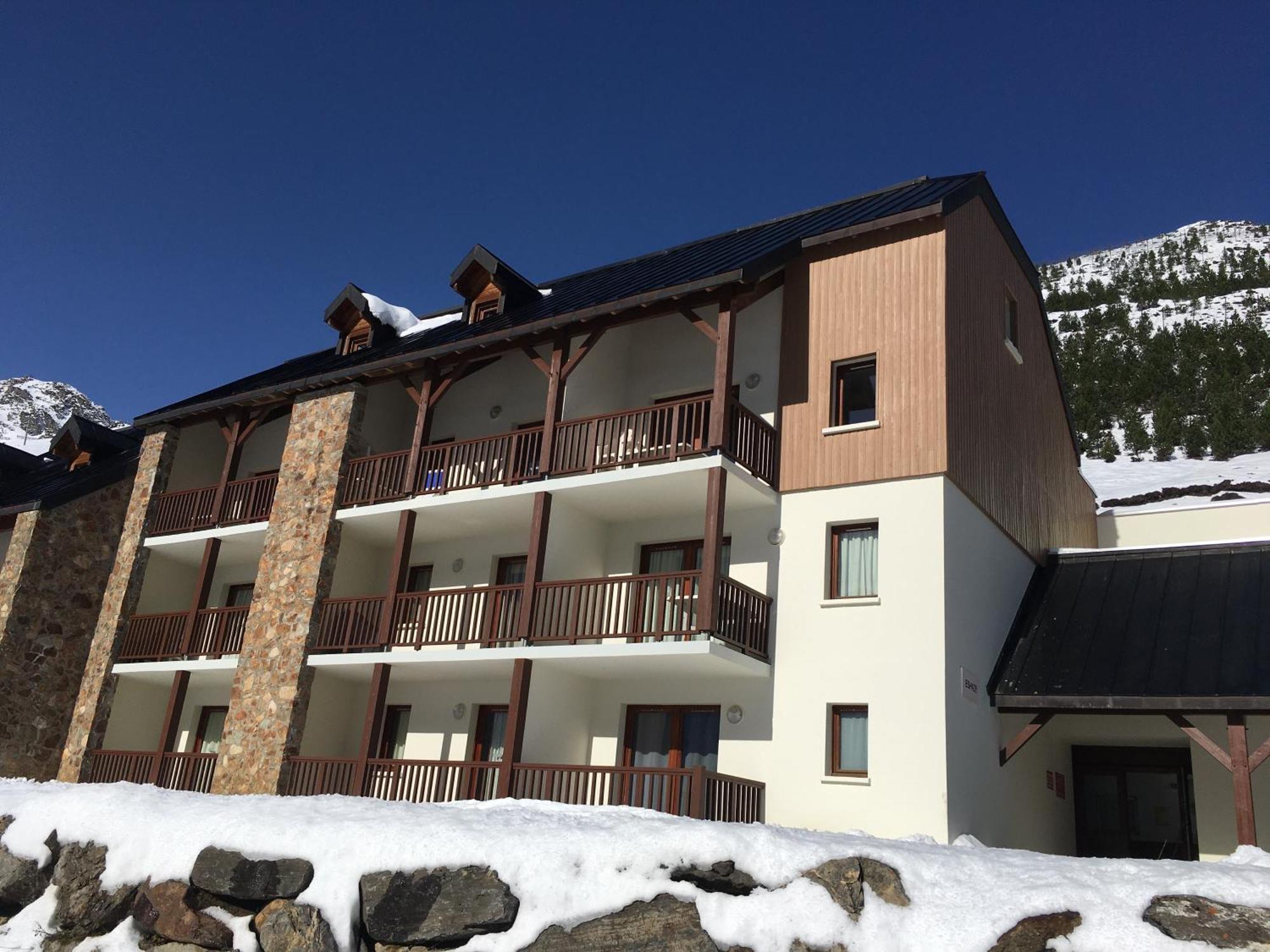 Duplex 8 Couchages, Au Pied Des Pistes De *